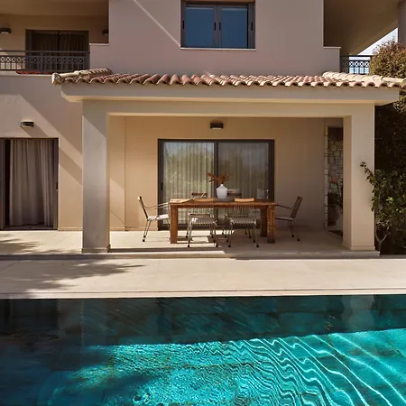 Cielo - An Authentic Mediterranean Living Willa
