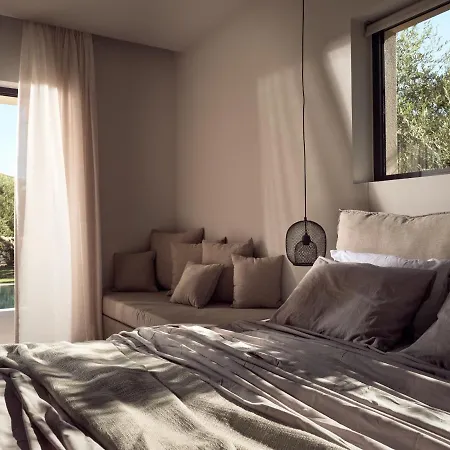 Vilă Cielo - An Authentic Mediterranean Living *